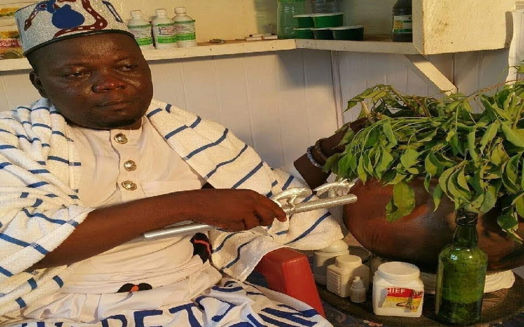 protection contre danger, traitement impuissance, chance, travail, commerce, grand medium marabout africain a paris Hadj SAMBOU